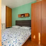 Central Studio At Pedestrian Characteristic Area - Casa Vacanza Luz