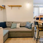 Central Studio At Pedestrian Characteristic Area - Casa Vacanza Luz